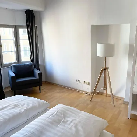 Little Center Golden Roof 12 * إنسبروك